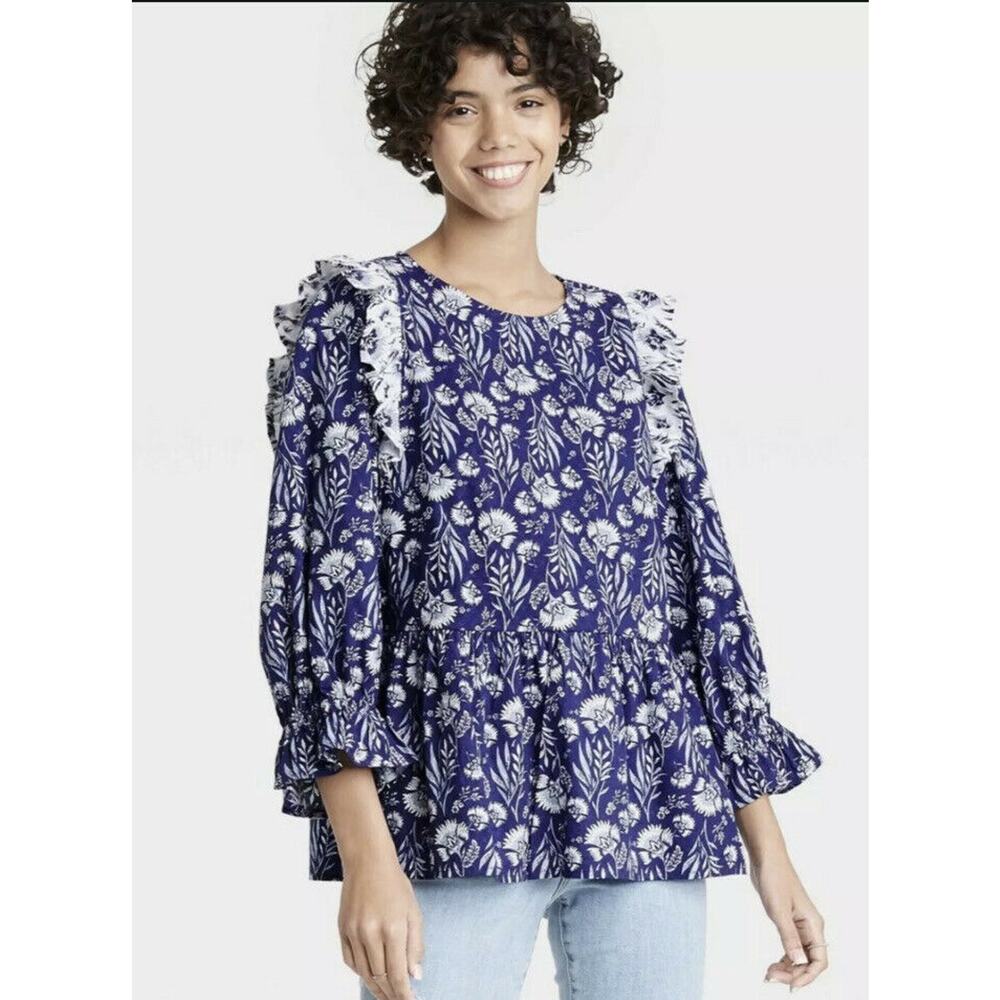 Universal Thread Blue Floral Print Puff 3/4 Sleeve Ruffle Top Blouse Size Medium